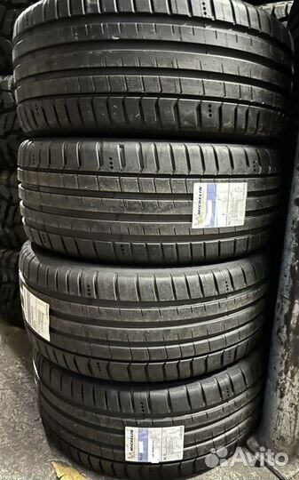 Michelin Pilot Sport 5 Acoustic 325/30 R21 и 275/35 R21