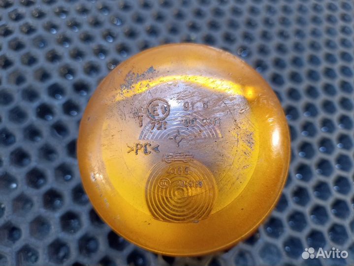 D0350028 Фонарь габаритный боковой