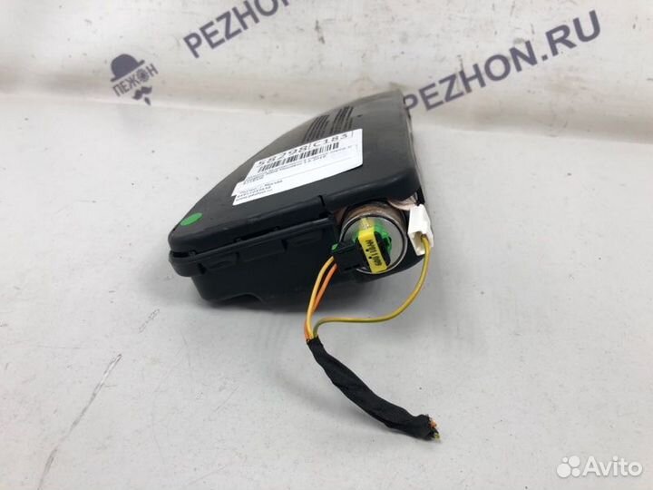 Подушка безопасности в сиденье передняя левая