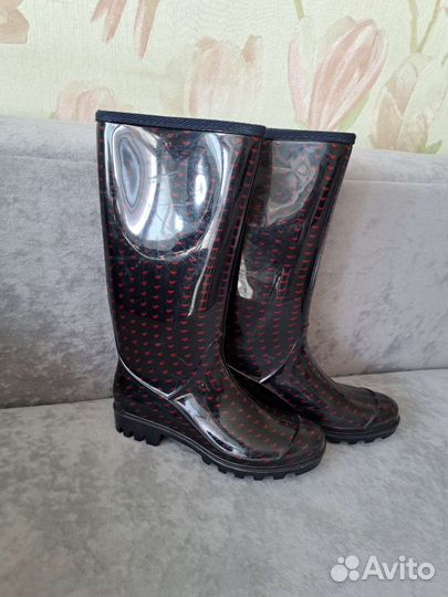 Резиновые сапоги