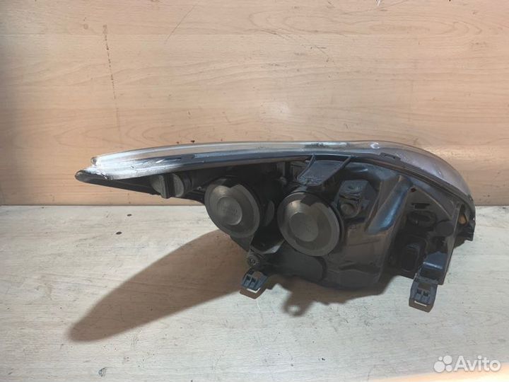 Фара левая Ford Focus/Focus RS/Focus ST