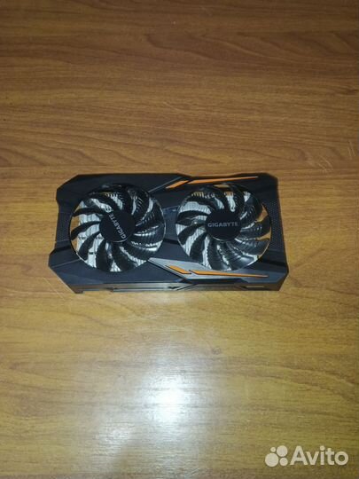 Охлад в сборе на 1050 ti от gigabyte