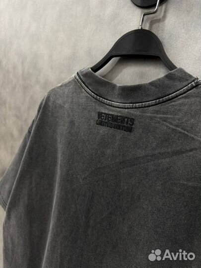 Стильная футболка Vetements