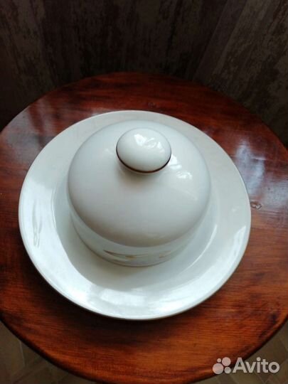 Масленка фарфоровая