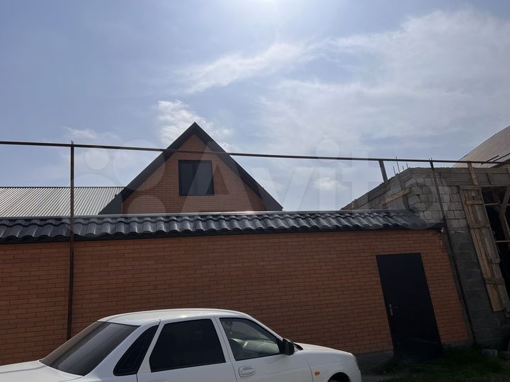 Дом 260 м² на участке 4 сот.