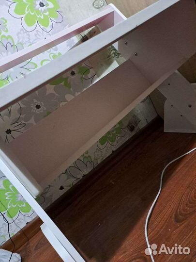 Растущая парта и стул бу