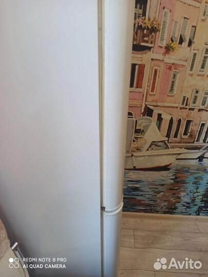 Холодильник indesit