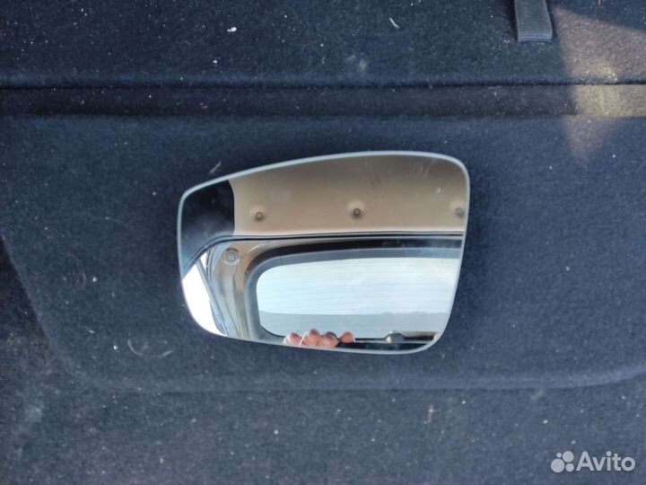 Volkswagen polo зеркало водителя