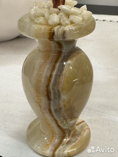 Жемчужное дерево в кашпо из оникса