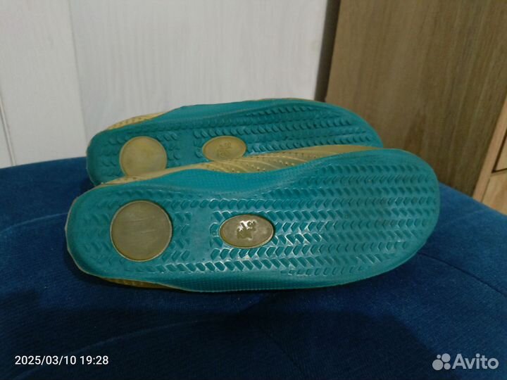 Аквашузы размер 31-32