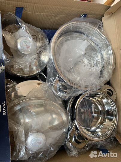 Набор кастрюль