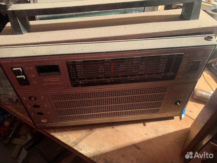 Радиоприёмник транзистор