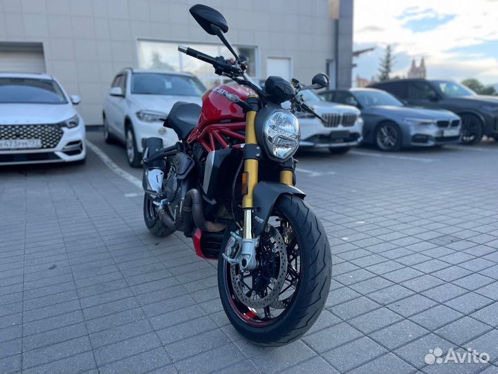 Ducati Monster 1200