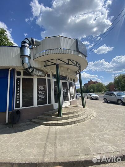 Бар в центре города