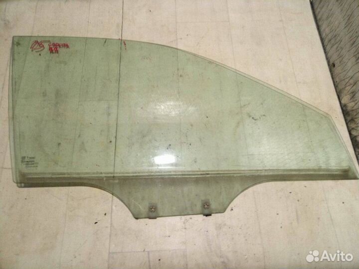 Стекло двери переднее Kia Spectra SD 2009