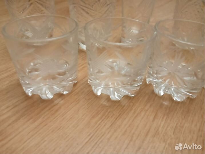 Рюмки и стаканы