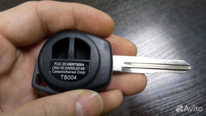 Ключ Сузуки на 2 кнопки