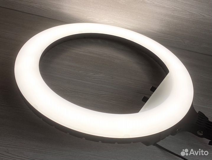 Кольцевая лампа 45 см RL18