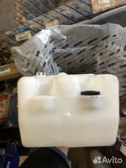 Бачок омывателя лобового стекла Kia Spectra