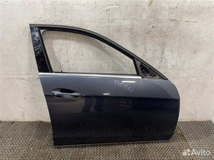 Молдинг стекла Mercedes E W212, 2015