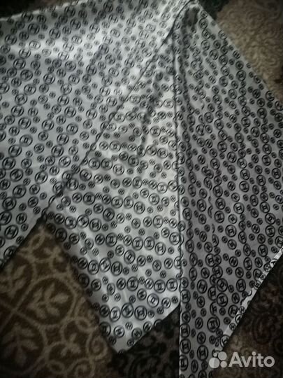 Косынка шёлковая, двусторонняя, Италия