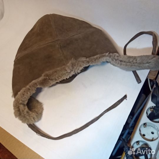 55 размер с светлым пятном Шапка дублёнка мех ушан