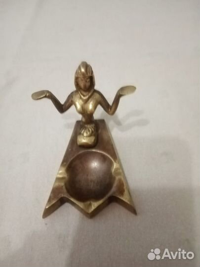 Пепельница бронза золоченная