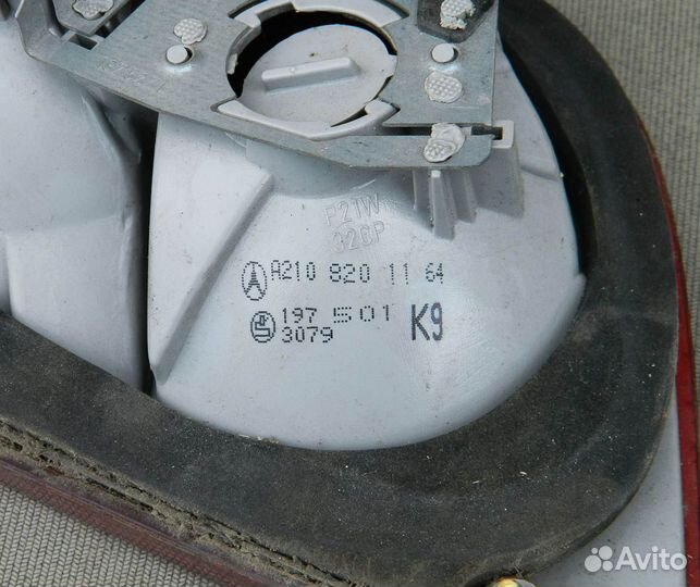 Фонарь левый внутренний Mercedes-Benz E-klasse W21