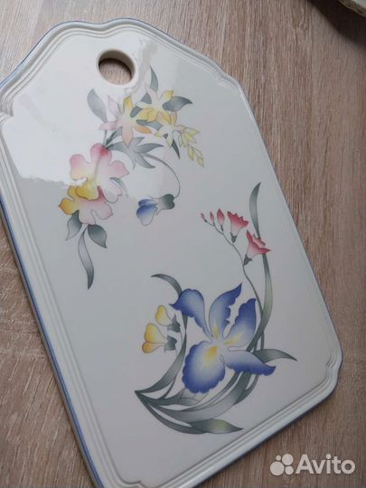 Фарфоровая сырная доска