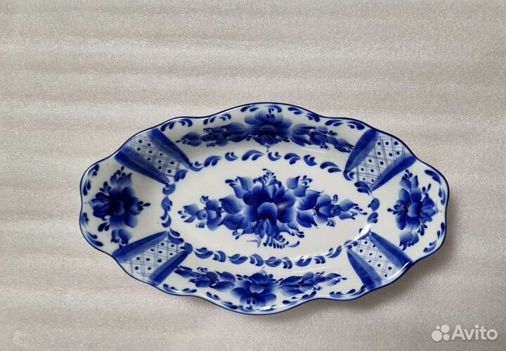 Блюдо гжель, ручная работа