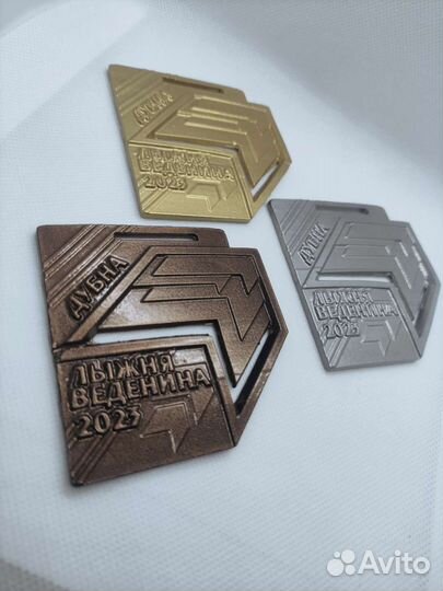 Медали, сувенирная продукция