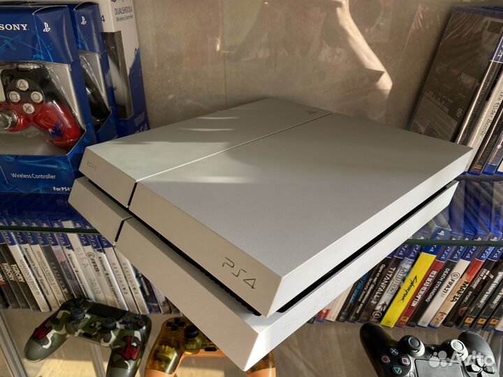 Sony PS4 White