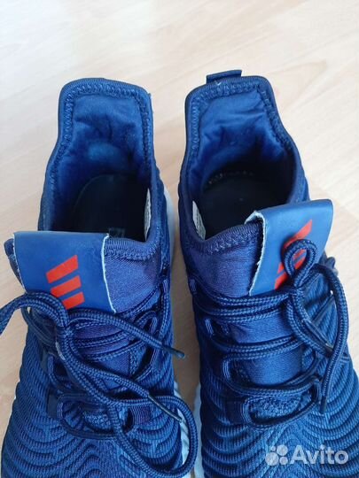 Кроссовки adidas 43р