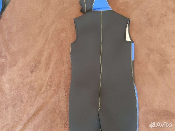 Гидрокостюм для дайвинга