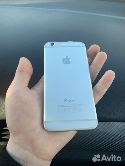 iPhone 6S, 64 ГБ