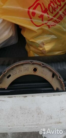 Колодки ручника Mercedes Sprinter