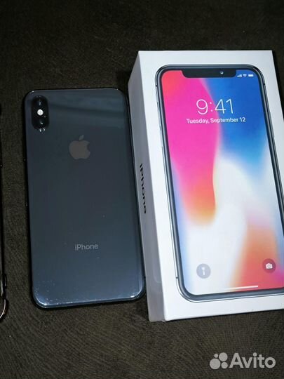 iPhone X, 64 ГБ