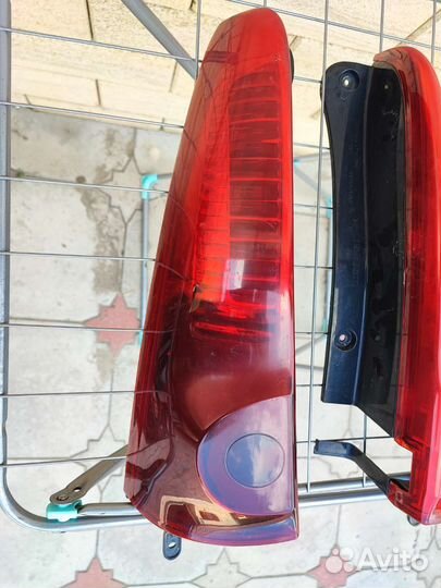 Дополнительные фонари largus