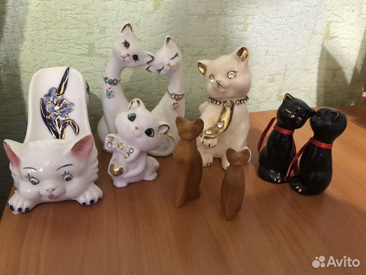 Фарфоровые кошечки