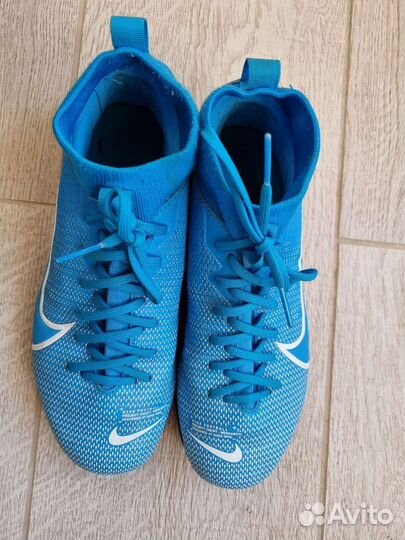 Футбольные бутсы nike 38р