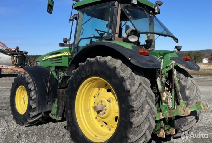 Запчасти б\у на трактора и комбайны John Deere