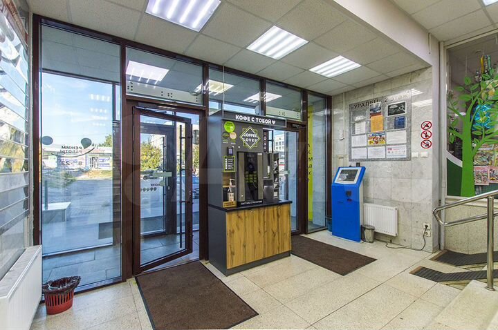 Торговая площадь 60м в ТЦ Уралец