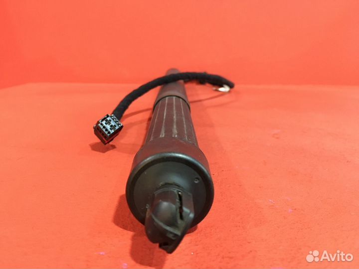 Амортизатор багажника для Land Rover (Б/У)