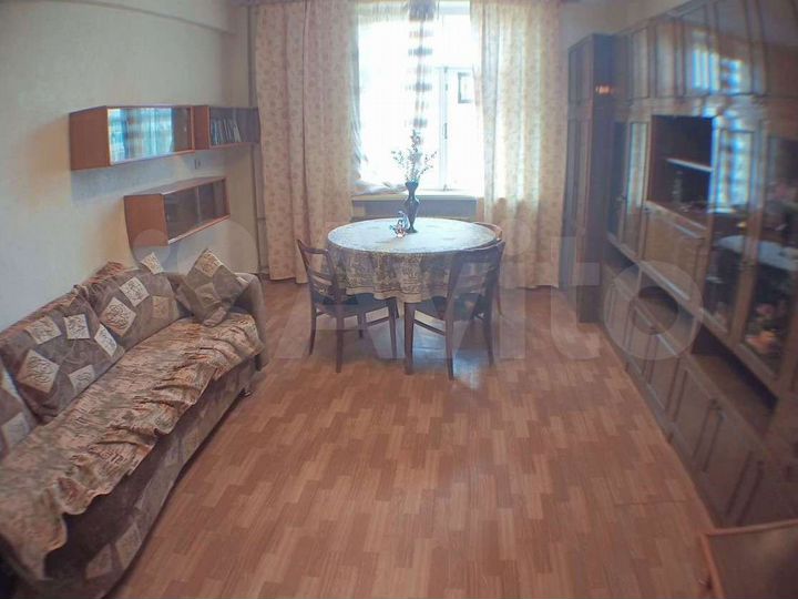 2-к. квартира, 58 м², 3/5 эт.