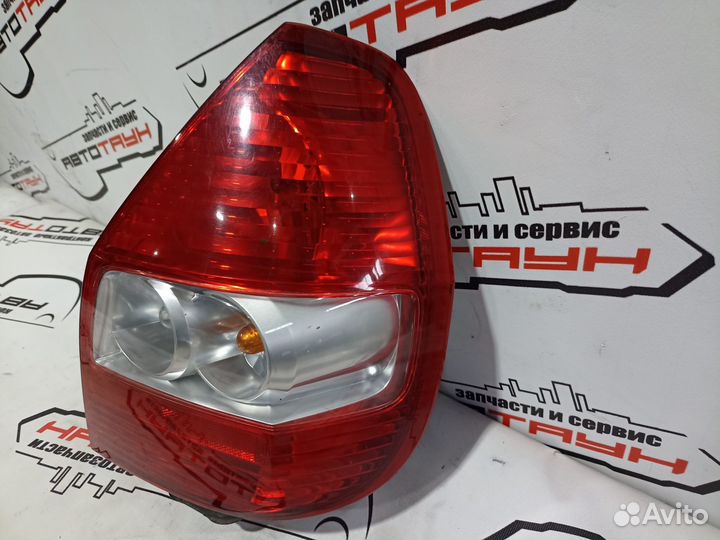 Фонарь honda FIT GD1 GD2 GD3 GD4 4949 белый 1 моде