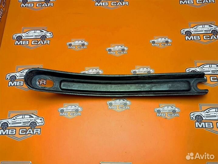 Кронштейн w205 C63S AMG C-class AMG 177.980 2016