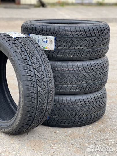 Triangle WinterX TW401 215/55 R17 98V