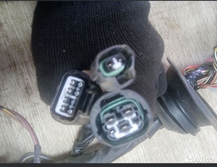 Проводка под капотная