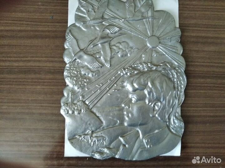 Настенный барельеф