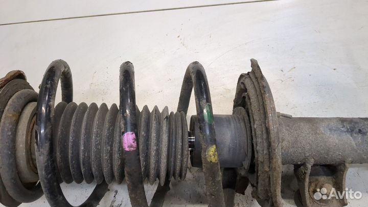 Амортизатор подвески Hyundai i30, 2013